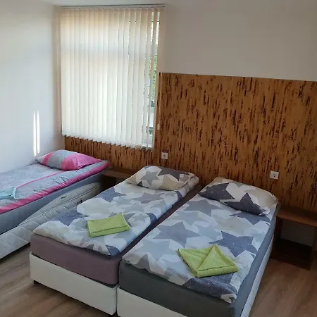 Haus Baron 5 * דורטמונד